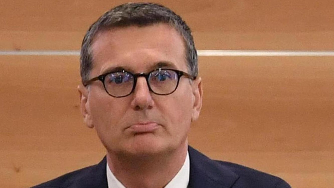Da Delfin fiducia a Orcel, nulla di deciso su quota in Unicredit
