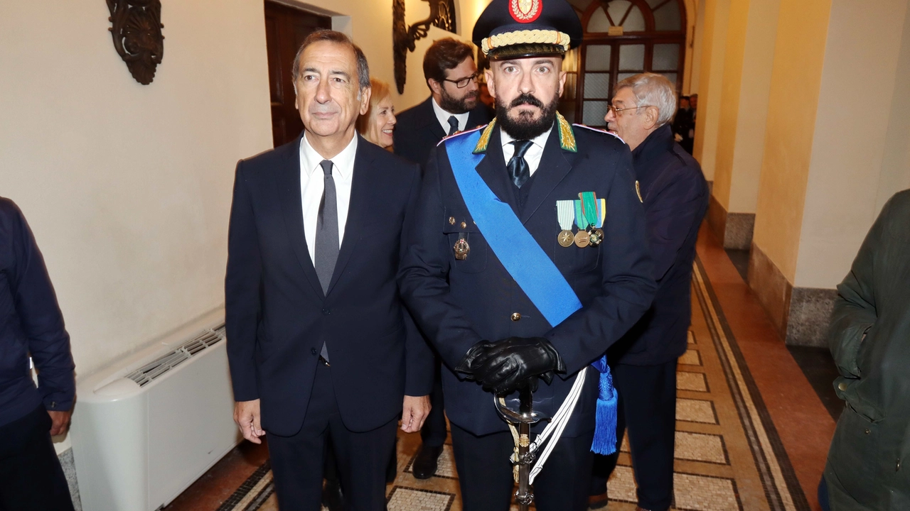 I rilievi dei vigili in viale Serra dopo la morte di Rocio Espinoza Romero A destra: il luogo dell’incidente di via Casoretto I rilievi dei vigili in viale Serra dopo la morte di Rocio Espinoza Romero A destra: il luogo dell’incidente di via Casoretto