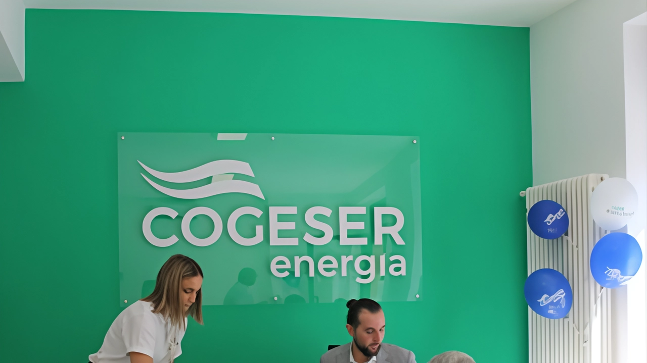 A Cernusco sul Naviglio, Cogeser apre un info point per guidare le famiglie nella scelta dell'energia elettrica post-mercato tutelato. La vicesindaca Colombo elogia l'iniziativa come un importante investimento per la città. A Cernusco sul Naviglio, Cogeser apre un info point per guidare le famiglie nella scelta dell'energia elettrica post-mercato tutelato. La vicesindaca Colombo elogia l'iniziativa come un importante investimento per la città.