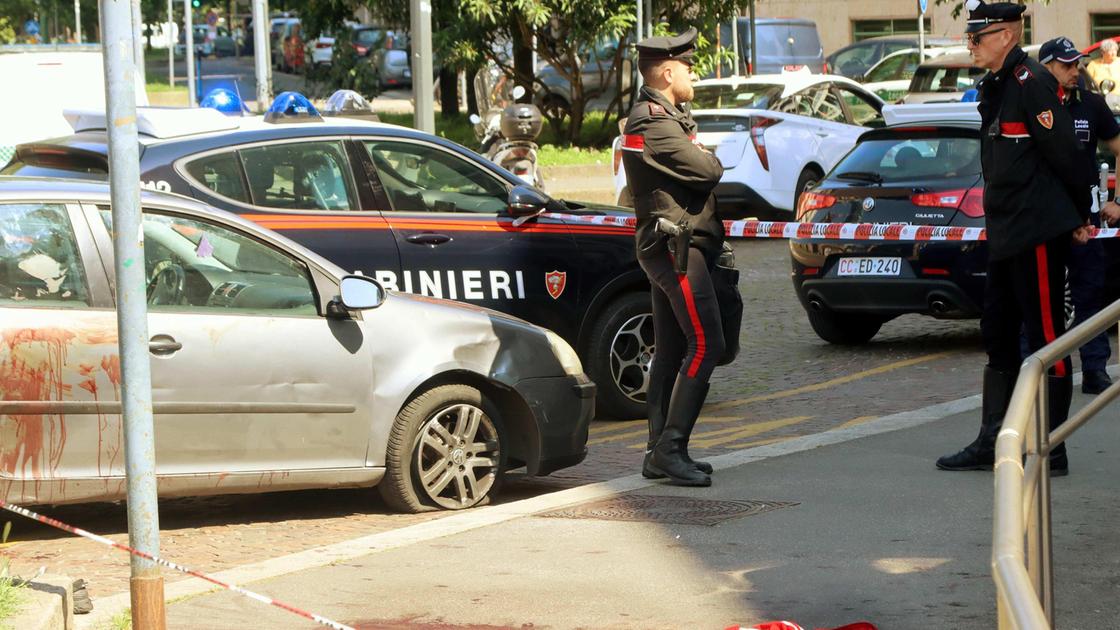 Calci e pugni al Fatebenefratelli. Denunciati per rissa sette ragazzi Calci e pugni al Fatebenefratelli. Denunciati per rissa sette ragazzi