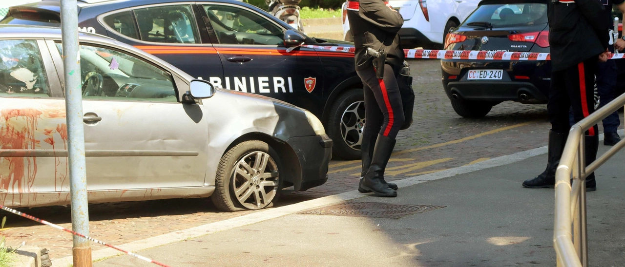 Calci e pugni al Fatebenefratelli. Denunciati per rissa sette ragazzi
