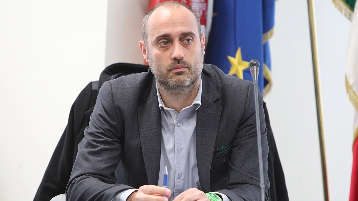 Il leghista Andrea Villa, ex vicesindaco e assessore alla Sicurezza a Desio, è polemico sulla gestione dei rifiuti in città