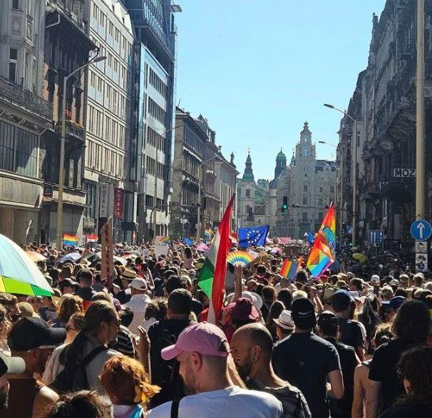 "La libertà di esprimersi non si nega" "La libertà di esprimersi non si nega"