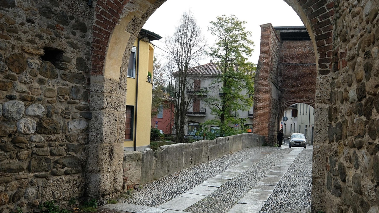 Costruito nel Trecento è stato ritoccato più volte nel corso dei secoli: oggi è sorvegliato speciale sotto l’occhio di laser scanner e georadar. Costruito nel Trecento è stato ritoccato più volte nel corso dei secoli: oggi è sorvegliato speciale sotto l’occhio di laser scanner e georadar.