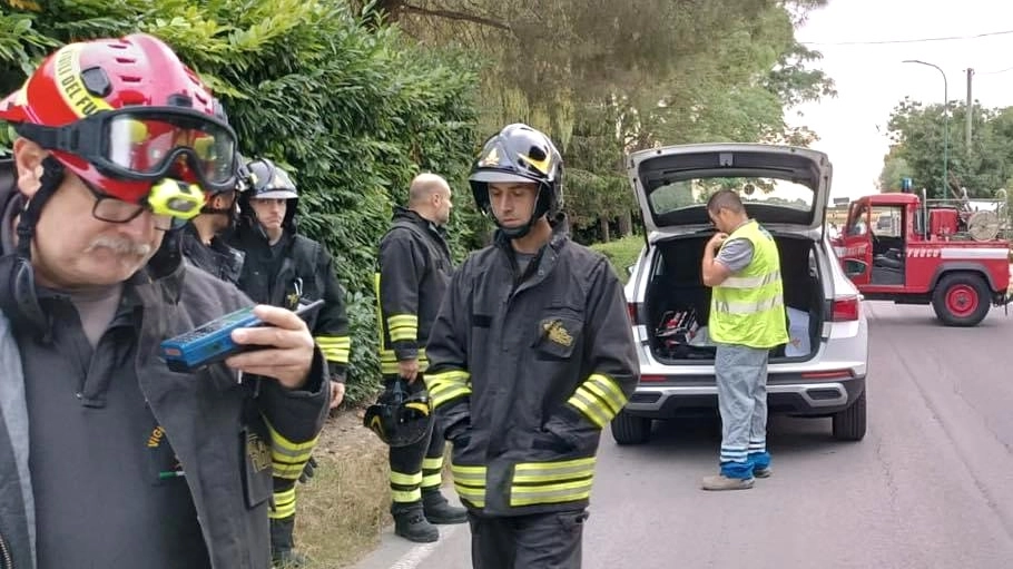 L'intervento dei vigili del fuoco L'intervento dei vigili del fuoco