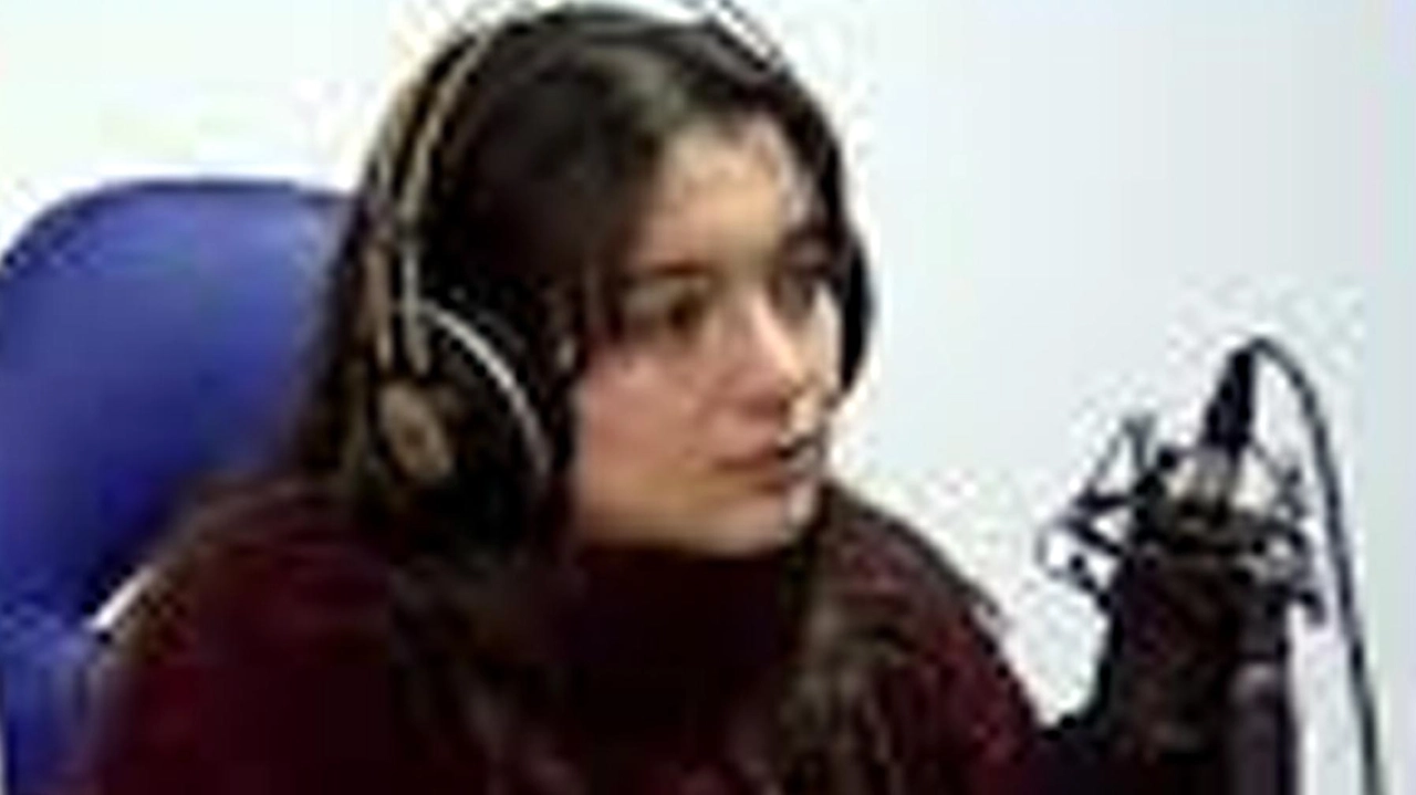 Segreti e ritratti. Non è il titolo di una fiction, ma il nome della mostra di Chiara Pinesi (nella foto),... Segreti e ritratti. Non è il titolo di una fiction, ma il nome della mostra di Chiara Pinesi (nella foto),...