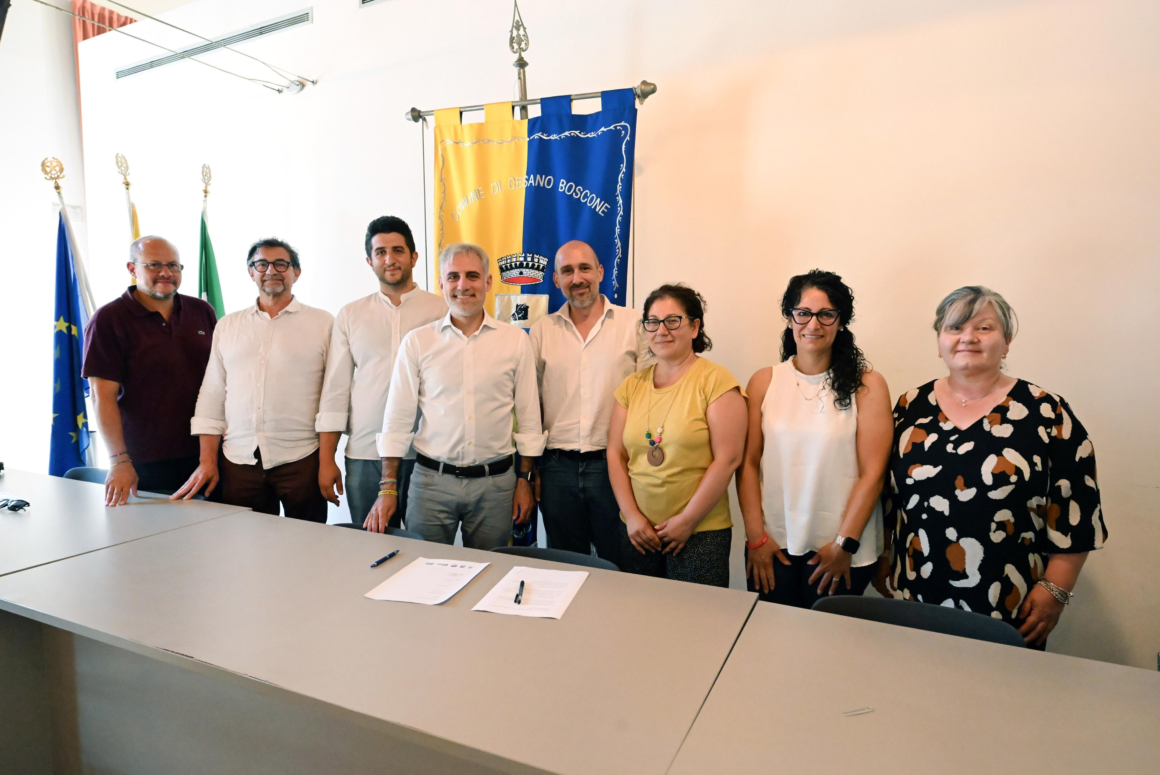 I centri commerciali in crisi: “Una rete sociale per salvare i lavoratori senza più il posto” I centri commerciali in crisi: “Una rete sociale per salvare i lavoratori senza più il posto”