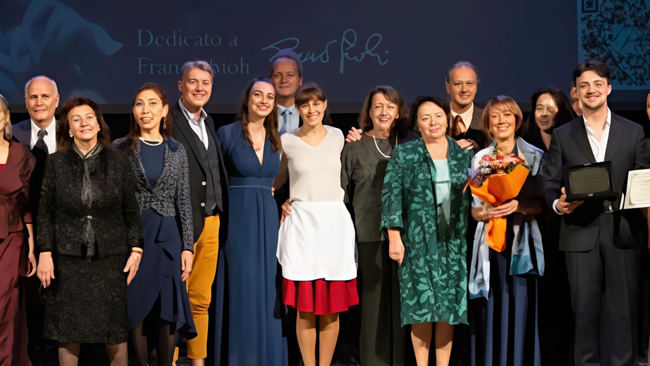 Il primo "Concorso Musicale Internazionale Città di Legnano" premia Edoardo Di Cecco e Carolina Moranzoni. Iniziativa dedicata ai giovani talenti lirici, nata in memoria del baritono Franco Sioli. Il primo "Concorso Musicale Internazionale Città di Legnano" premia Edoardo Di Cecco e Carolina Moranzoni. Iniziativa dedicata ai giovani talenti lirici, nata in memoria del baritono Franco Sioli.