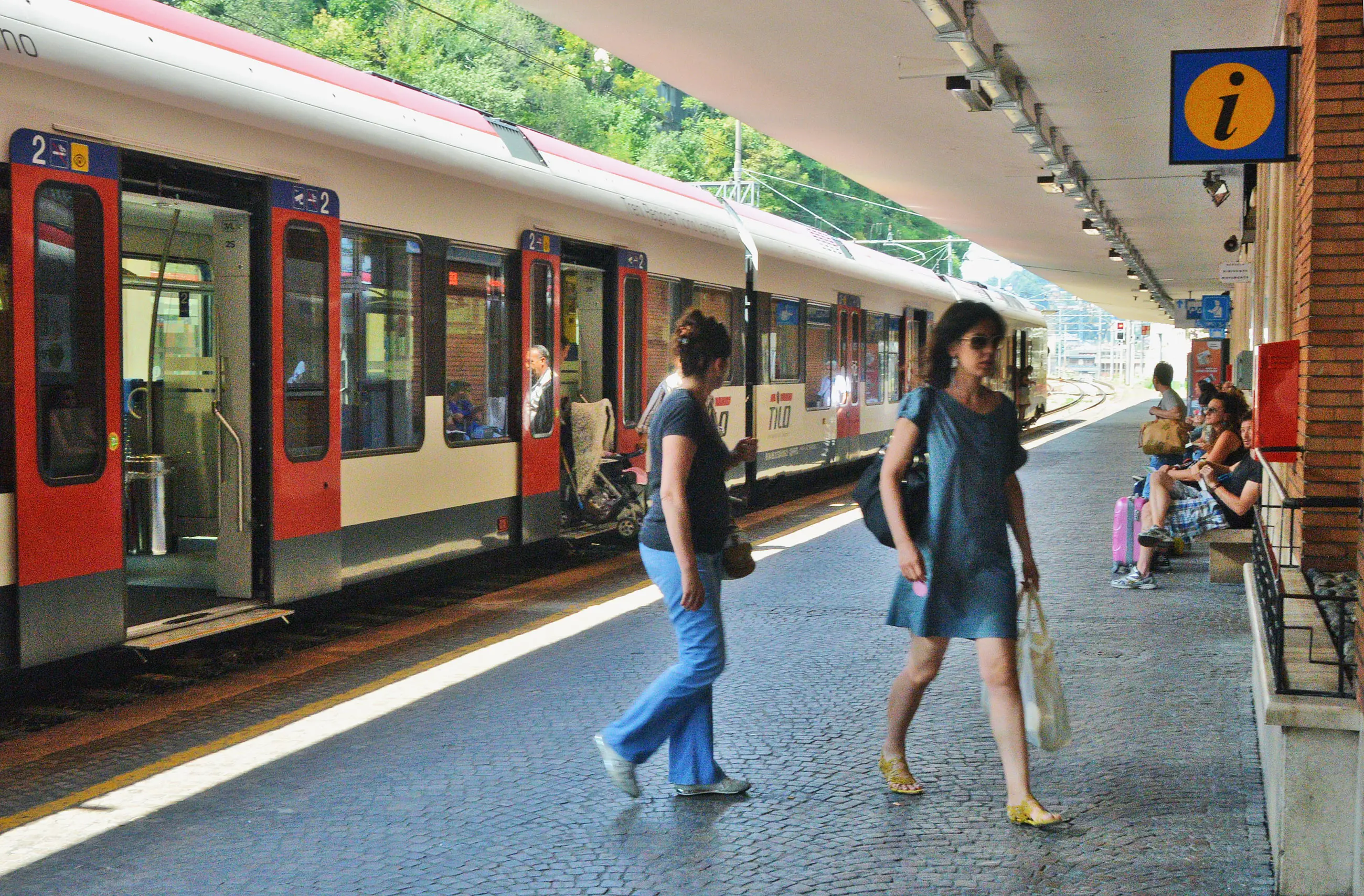 Cancellazioni estive dei treni tra Gallarate e Porto Ceresio e per i TiLo tra Svizzera e Malpensa: ecco quali
