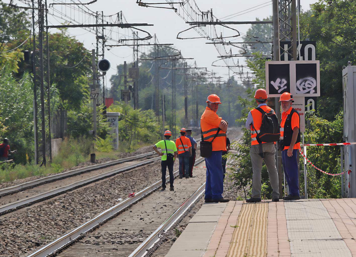 la battaglia di locate sottopasso ancora chiuso ma i cantieri sono fermi
