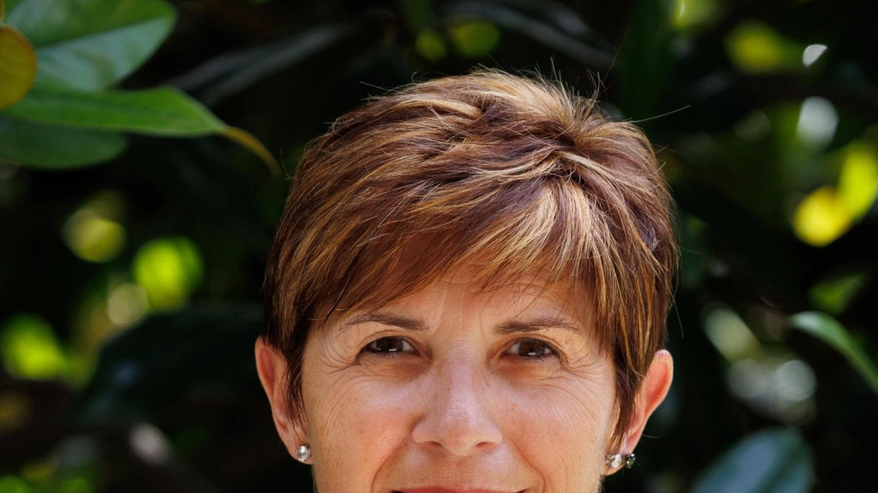 Si può imparare a essere felici? Secondo Lucia Todaro (nella foto), da trent’anni psicopedagogista e formatrice, è possibile. E per... Si può imparare a essere felici? Secondo Lucia Todaro (nella foto), da trent’anni psicopedagogista e formatrice, è possibile. E per...