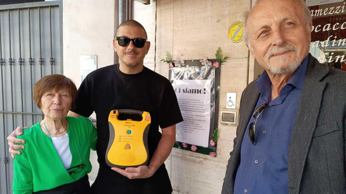 Raccolti settanta chili di monetine. Defibrillatore alla chiesa Raccolti settanta chili di monetine. Defibrillatore alla chiesa
