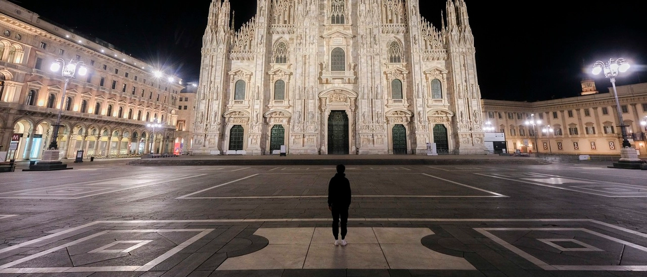 Milano e la solitudine, come è cambiata la città in 20 anni