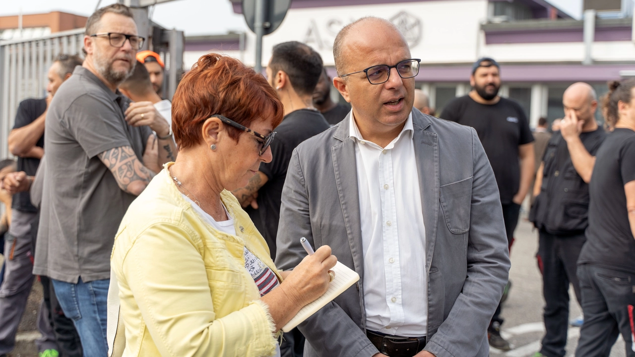 Il sindaco di Baranzate, Luca Elia