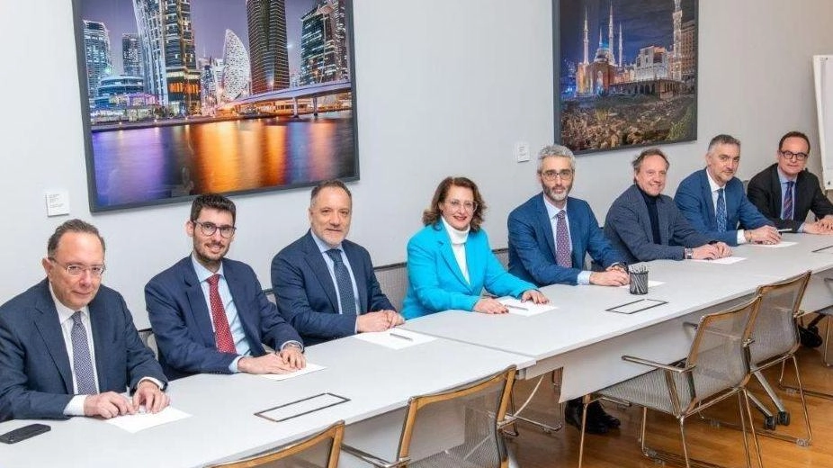 Da sinistra: Valerio Menaldi, Yuri Santagostino, Michele Falcone, Laura Mira Bonomi, Stefano Migliorini, Pierluigi Arrara, Francesco Giovanni Iadonisi, Andrea Zanardi Da sinistra: Valerio Menaldi, Yuri Santagostino, Michele Falcone, Laura Mira Bonomi, Stefano Migliorini, Pierluigi Arrara, Francesco Giovanni Iadonisi, Andrea Zanardi