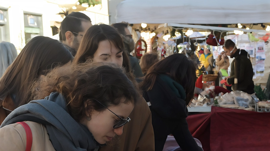 La Fiera di Gorgonzola festeggia 240 anni con un ricco programma di mostre, eventi culturali e spettacoli. Appuntamenti clou, mostre storiche e attività per tutte le età nel weekend del 23 e 24 novembre. La Fiera di Gorgonzola festeggia 240 anni con un ricco programma di mostre, eventi culturali e spettacoli. Appuntamenti clou, mostre storiche e attività per tutte le età nel weekend del 23 e 24 novembre.