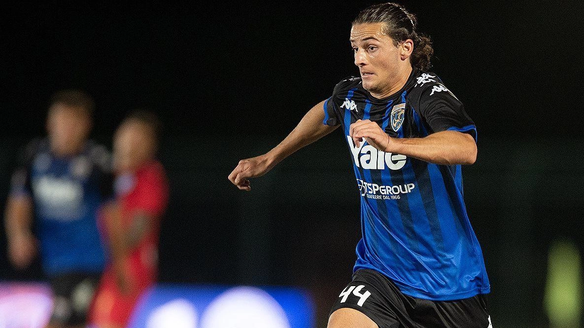 Il Renate si arrende al Novara dopo i supplementari in Coppa Italia. In campionato, il Renate resta saldo al secondo posto dietro al Padova, mentre il Novara cerca di risalire la classifica. Prossimo match a Meda, con formazioni probabili e arbitro designato. Il Renate si arrende al Novara dopo i supplementari in Coppa Italia. In campionato, il Renate resta saldo al secondo posto dietro al Padova, mentre il Novara cerca di risalire la classifica. Prossimo match a Meda, con formazioni probabili e arbitro designato.