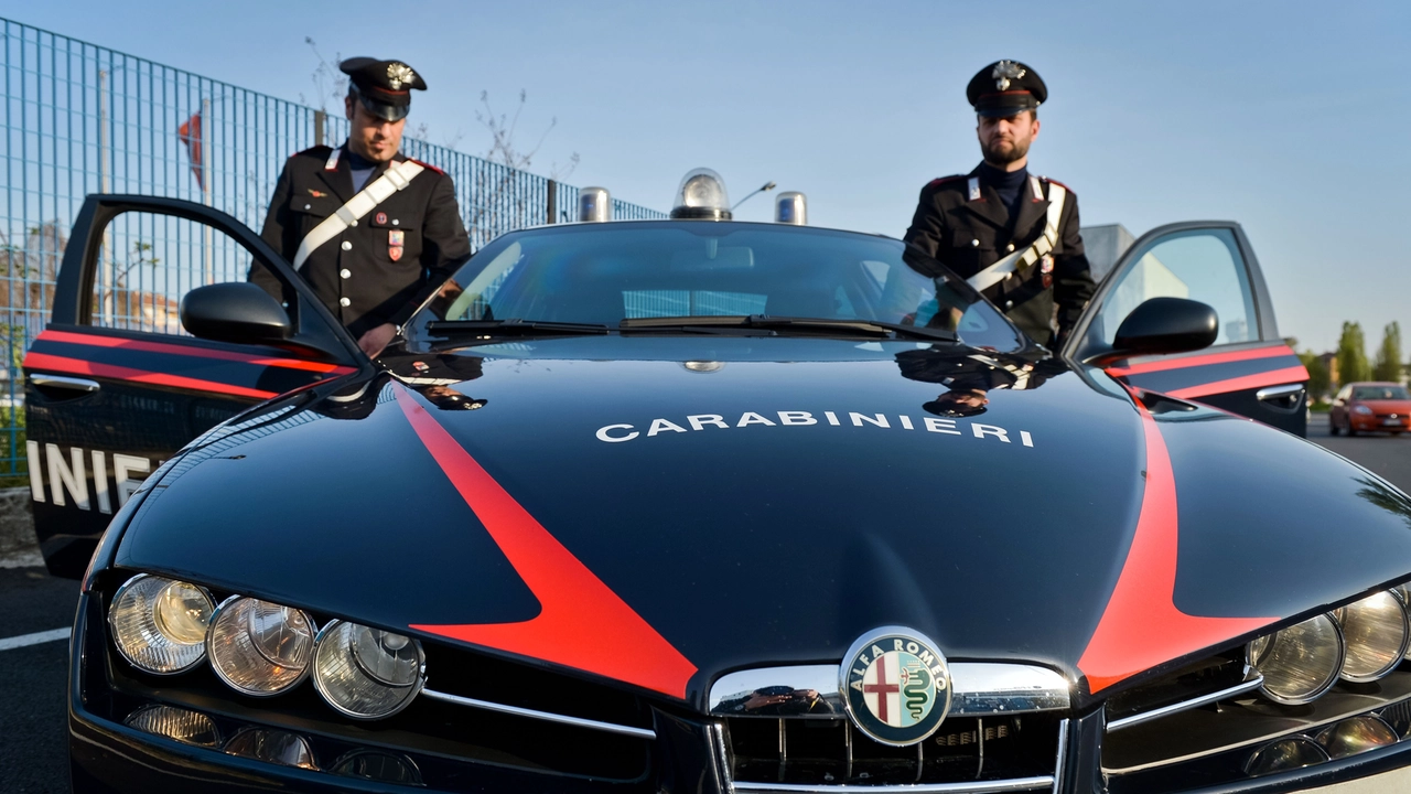 I carabinieri hanno arrestato per tentata rapina aggravata un 45enne (foto Spf) I carabinieri hanno arrestato per tentata rapina aggravata un 45enne (foto Spf)