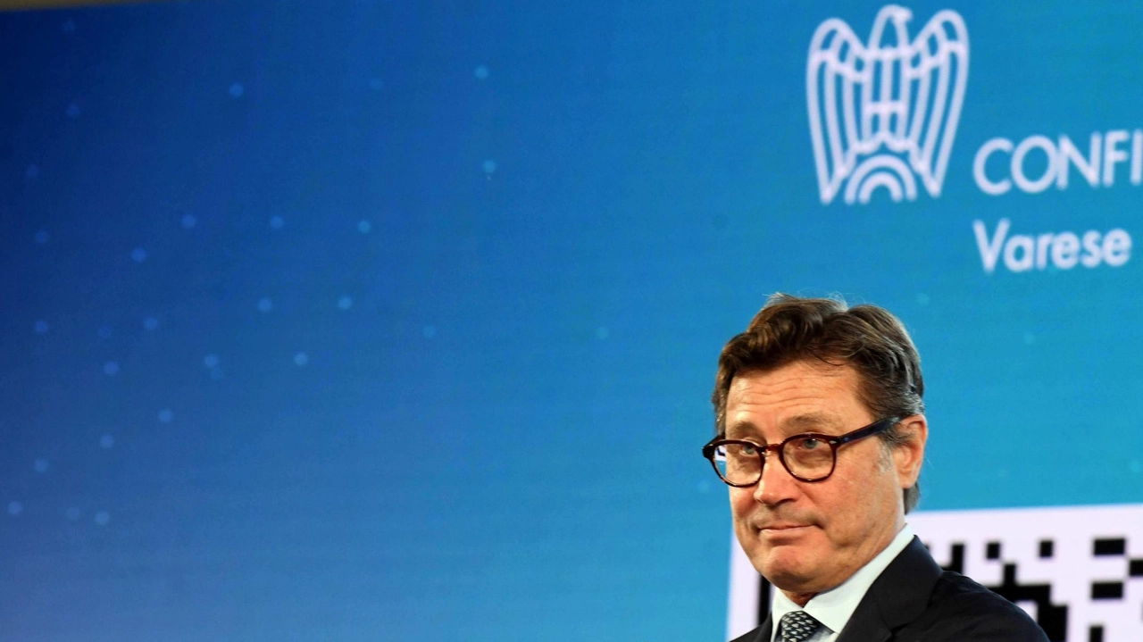 Export in calo del 2,3% nel primo semestre, aumento della cassa integrazione del 33,9% e calo della produzione industriale locale. Confindustria Varese chiede interventi urgenti per sostenere le imprese. Export in calo del 2,3% nel primo semestre, aumento della cassa integrazione del 33,9% e calo della produzione industriale locale. Confindustria Varese chiede interventi urgenti per sostenere le imprese.
