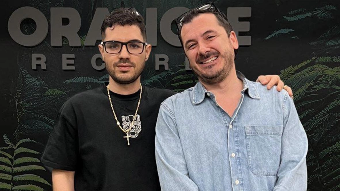 Christian Cambareri, Ceo di Orangle Records, e l’educatore Paolo Piffer Christian Cambareri, Ceo di Orangle Records, e l’educatore Paolo Piffer
