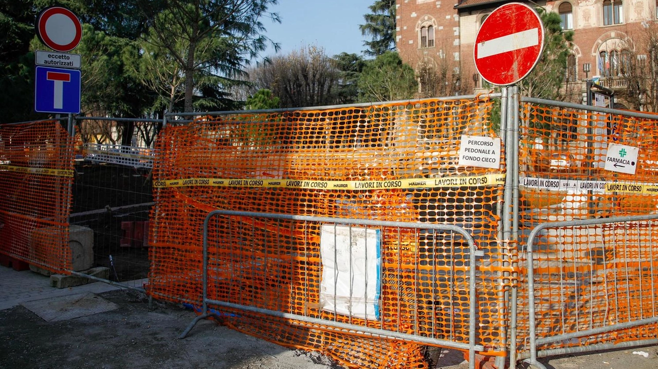 Inizia la fase due del cantiere per la rigenerazione di piazza Visconti a Rho: coinvolta via Porta Ronca Inizia la fase due del cantiere per la rigenerazione di piazza Visconti a Rho: coinvolta via Porta Ronca