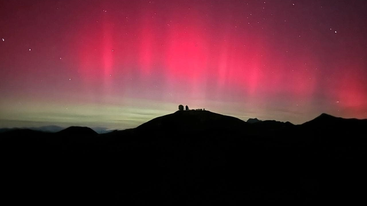 Aurora boreale a Brescia (Foto facebook Provincia di Brescia)