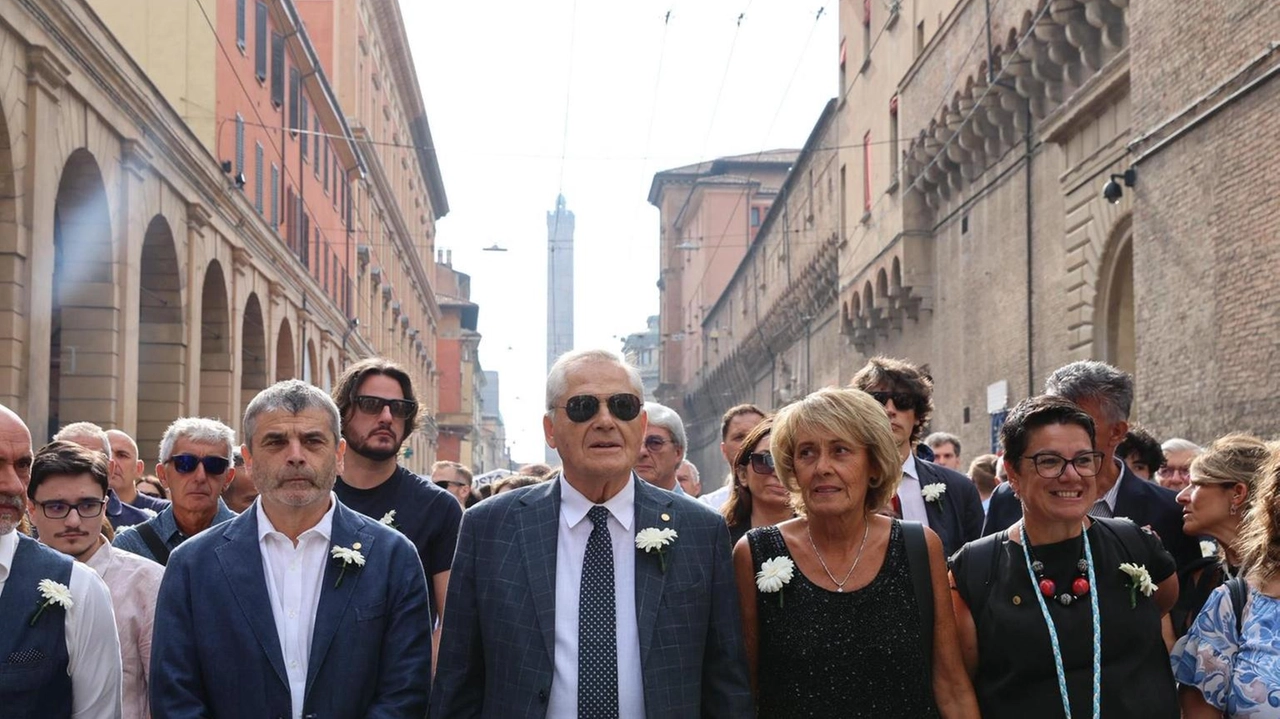 'Non si annaffino radici di una pianta che dà frutti velenosi'