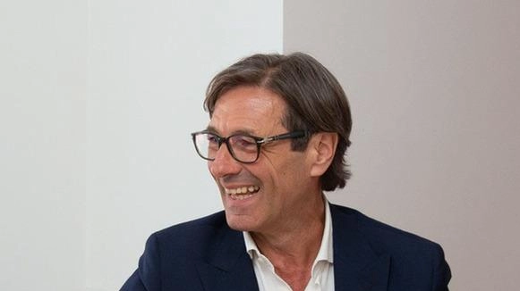 Roberto Pasino 61 anni è consulente finanziario e store manager di una nota società e consigliere provinciale