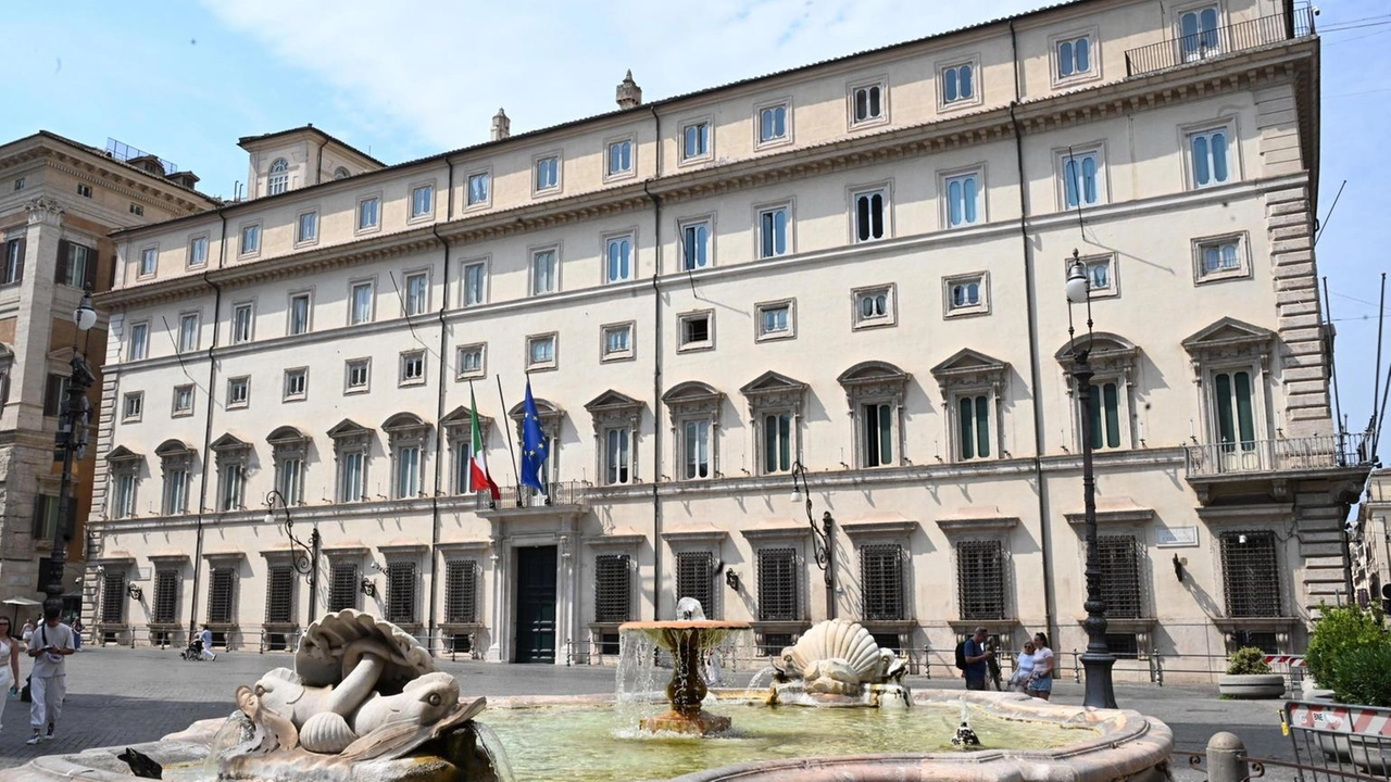 Il via libera dopo il rinvio dell'esame una settimana fa