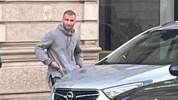 Faida in Curva Sud, il giallo degli spari contro Guerrini: dal Daspo per lo striscione contro Dimarco a Italian Ink, l’ascesa dell’ultrà Milan