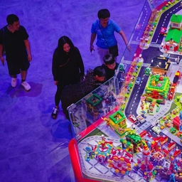 Lecco, mostra di Lego al Politecnico. Costruttori da 179 Paesi