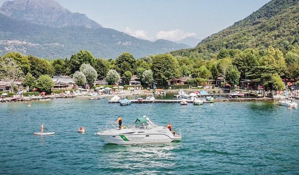 Arriva il barcavelox sul Ceresio: raffica di controlli di velocità sul lago (come a Venezia)