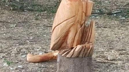 I vandali decapitano l’Airone cenerino cha adorna Casciana Burrona, lungo la Martesana, non è la prima volta che succede... I vandali decapitano l’Airone cenerino cha adorna Casciana Burrona, lungo la Martesana, non è la prima volta che succede...