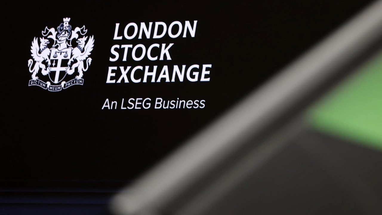 Londra +0,01%, Parigi -0,03%, Francoforte -0,01% Londra +0,01%, Parigi -0,03%, Francoforte -0,01%