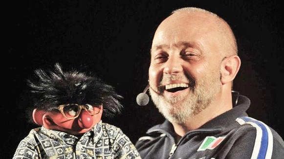 Pietro Ghislandi attore e cabarettista 68 anni bergamasco di Comun Nuovo morto dopo aver combattuto con una lunga malattia Pietro Ghislandi attore e cabarettista 68 anni bergamasco di Comun Nuovo morto dopo aver combattuto con una lunga malattia