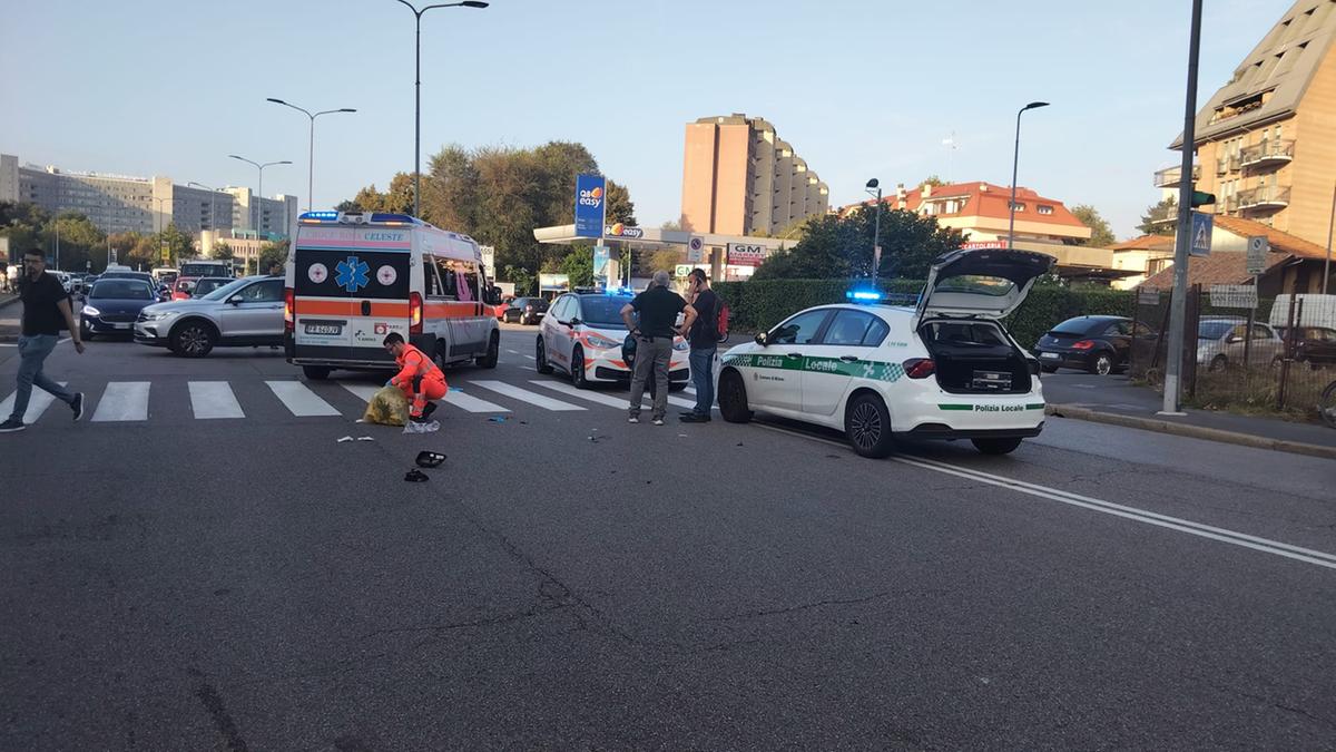 Travolto da un’auto mentre attraversa sulle strisce: gravissimo uomo di 71 anni Travolto da un’auto mentre attraversa sulle strisce: gravissimo uomo di 71 anni