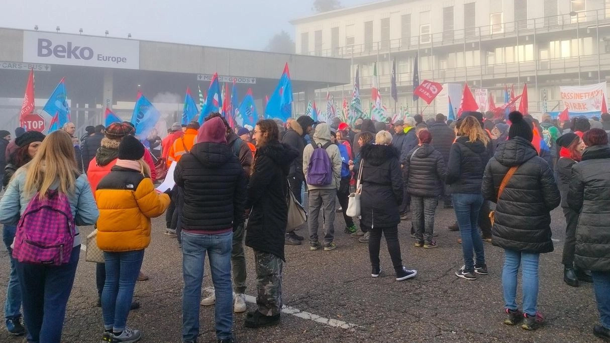 Un dato in aumento quello dei morti sul lavoro in Lombardia: nei primi dieci mesi dell’anno sono stati 155, 16...