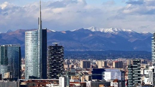 L’agente immobiliare reso famoso dalla tv racconta il successo ("un sabato pomeriggio ho capito..."). E svela le richieste più strane. "Come quella volta che una coppia mi chiese una casa da curare". L’agente immobiliare reso famoso dalla tv racconta il successo ("un sabato pomeriggio ho capito..."). E svela le richieste più strane. "Come quella volta che una coppia mi chiese una casa da curare".