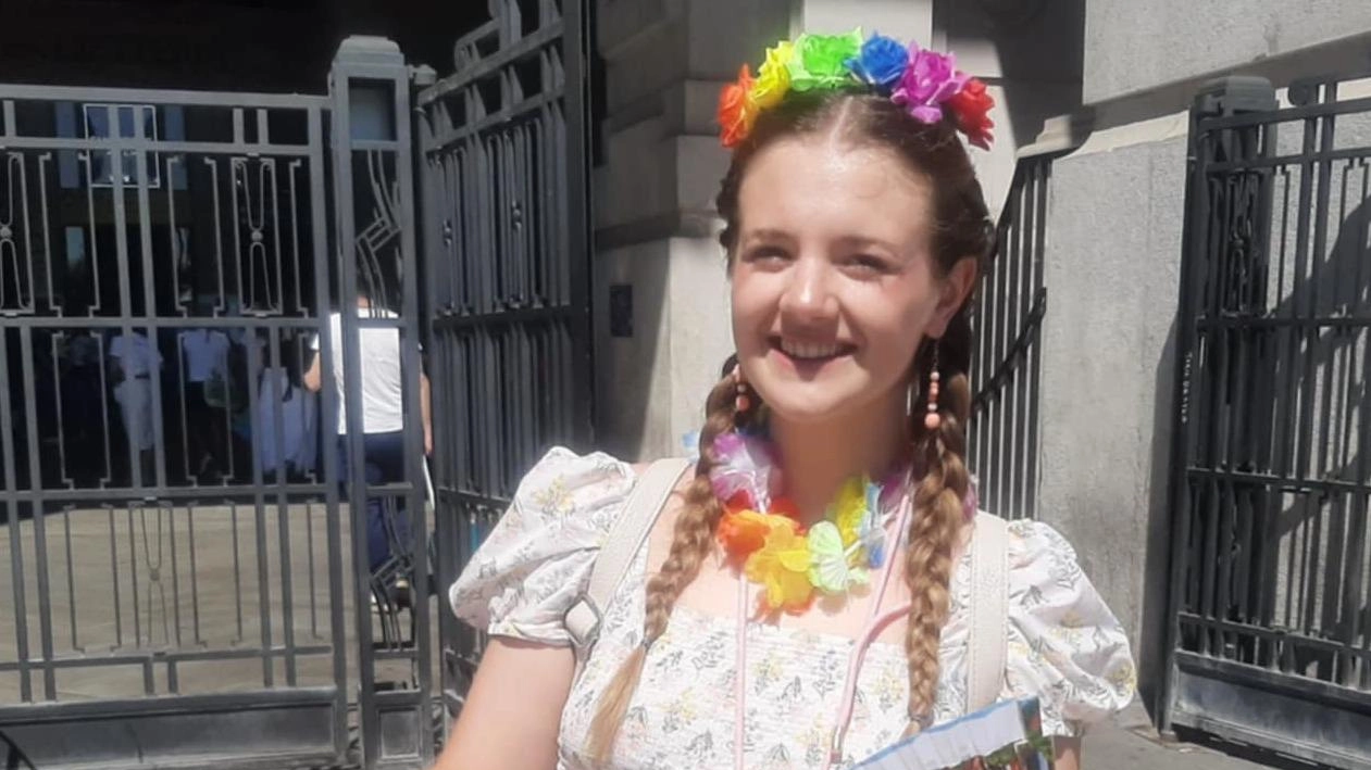 Martina Parisi ha 22 anni ed è di Monza «Studio il linguaggio dei segni Valorizzo la diversità» Martina Parisi ha 22 anni ed è di Monza «Studio il linguaggio dei segni Valorizzo la diversità»