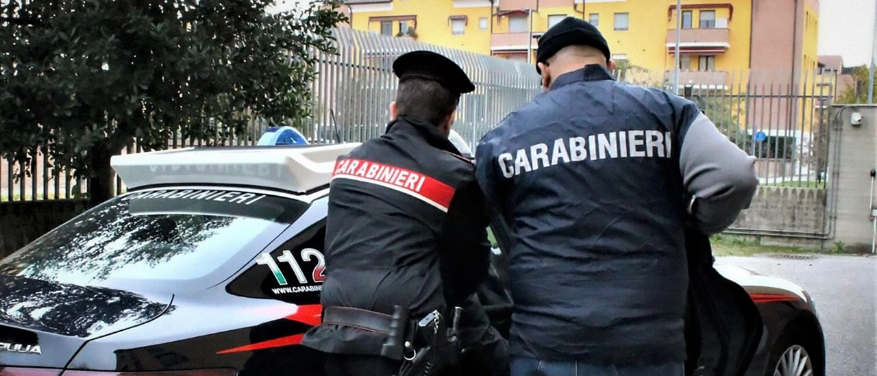 Valcamonica, a 18 anni gestiva già lo spaccio di droga in diversi territori: arrestato con mezzo etto di cocaina