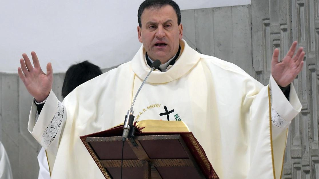 Il parroco don Luca Violoni ha celebrato la messa in San Giuliano Martire Il parroco don Luca Violoni ha celebrato la messa in San Giuliano Martire