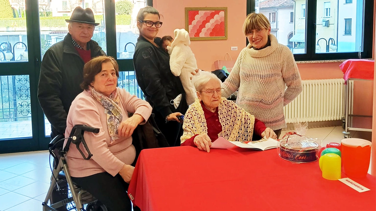 Margherita Perovanni per tutti nonna Rita e i discendenti Margherita Perovanni per tutti nonna Rita e i discendenti