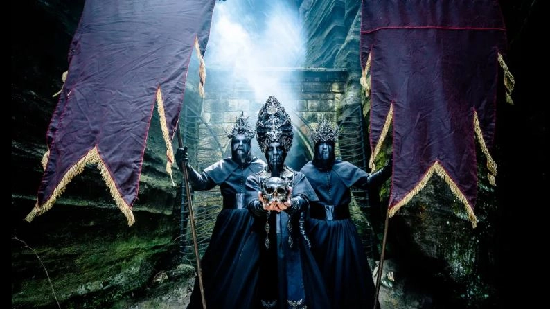 Un’immagine dei Behemoth, band polacca di black e death metal: sono attesi mercoledì prossimo all’Alcatraz Un’immagine dei Behemoth, band polacca di black e death metal: sono attesi mercoledì prossimo all’Alcatraz
