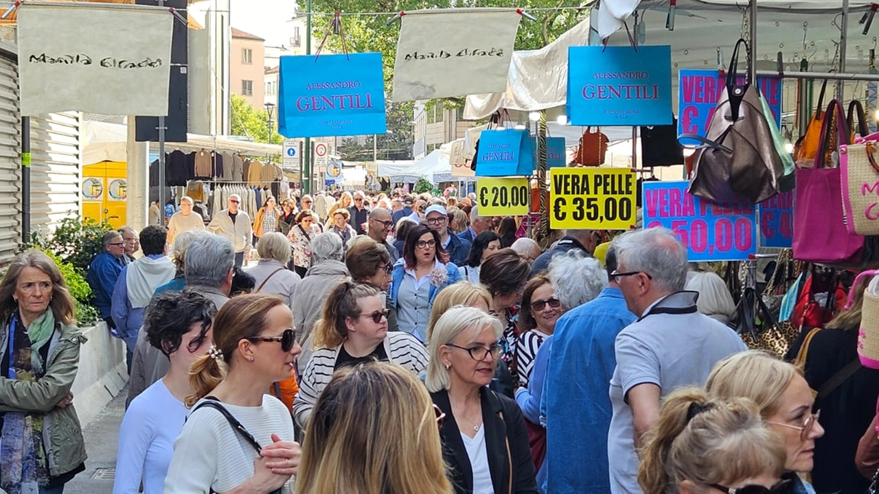 "Gli Ambulanti di Forte dei Marmi®” a CINISELLO BALSAMO domenica 2 febbraio
