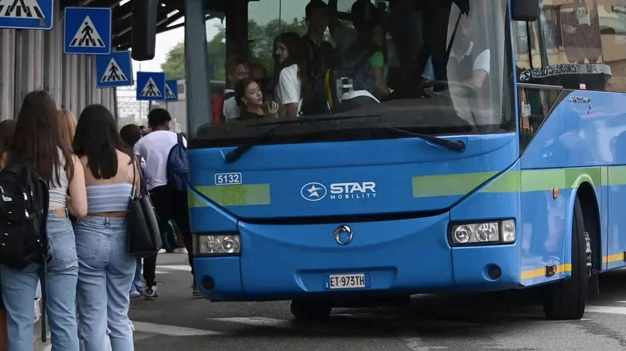 Da via Fanfulla anticipano: «Stiamo cercando di istituire una fermata in più dei pullman in via Pettinari vicino alla nuova sede casalina» Da via Fanfulla anticipano: «Stiamo cercando di istituire una fermata in più dei pullman in via Pettinari vicino alla nuova sede casalina»