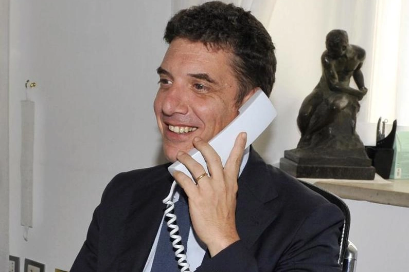 Il direttore generale del Comune Christian Malangone ha approvato un nuovo sistema di incremento dello stipendio dei dirigenti
