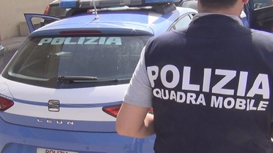 I due sono stati arrestati dalla polizia di Stato