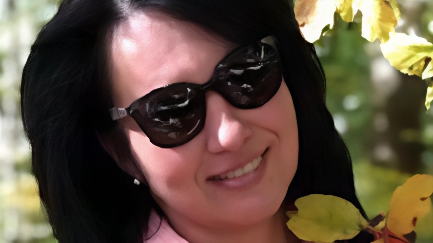 Il ragazzino di 12 anni feritosi nell’incidente stradale in cui sua madre Oksana Litvinova (nel riquadro), 45 anni, di nazionalità... Il ragazzino di 12 anni feritosi nell’incidente stradale in cui sua madre Oksana Litvinova (nel riquadro), 45 anni, di nazionalità...