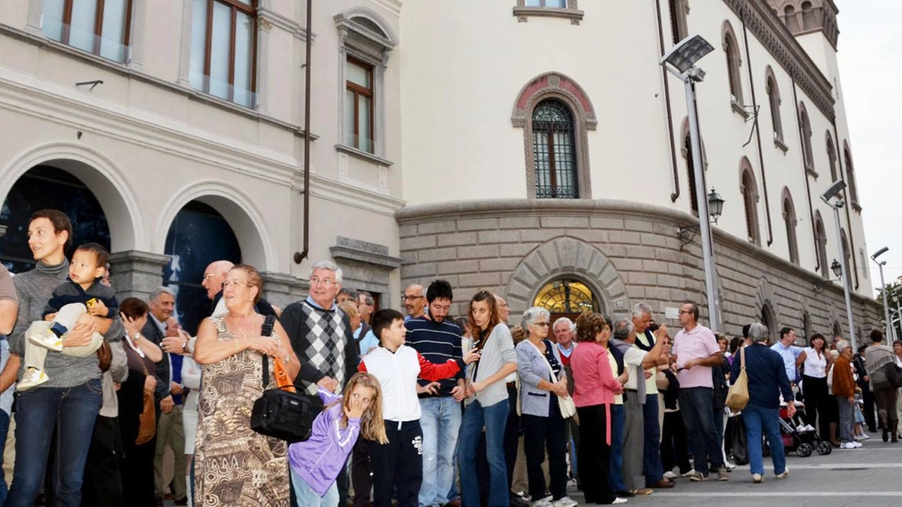 A Lecco si tiene il Festival Treccani della Lingua italiana con focus sulla sessualità. Evento multidisciplinare con ospiti illustri e approccio culturale e educativo. A Lecco si tiene il Festival Treccani della Lingua italiana con focus sulla sessualità. Evento multidisciplinare con ospiti illustri e approccio culturale e educativo.