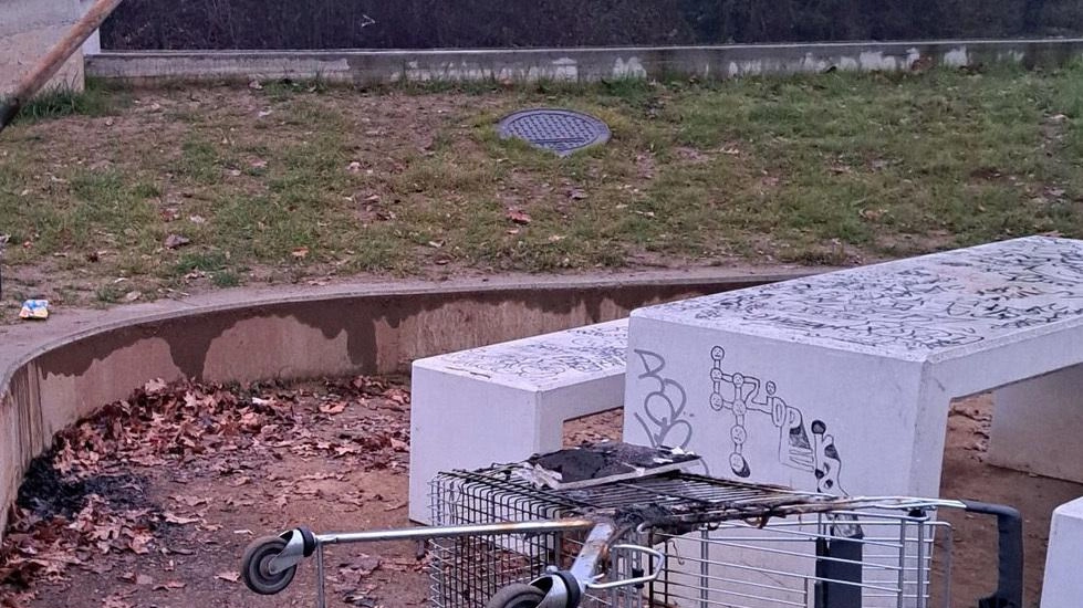 Gorgonzola, danni alla struttura sportiva inaugurata appena sei mesi fa "La Polizia locale ha già elementi, i responsabili non la passeranno liscia". Gorgonzola, danni alla struttura sportiva inaugurata appena sei mesi fa "La Polizia locale ha già elementi, i responsabili non la passeranno liscia".